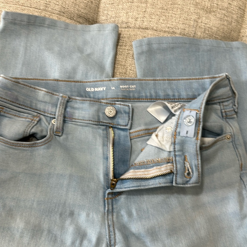 Old navy Bootcut light wash jeans size 14